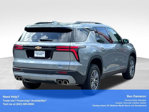 Used 2026 Chevrolet Traverse LT FWD image 13