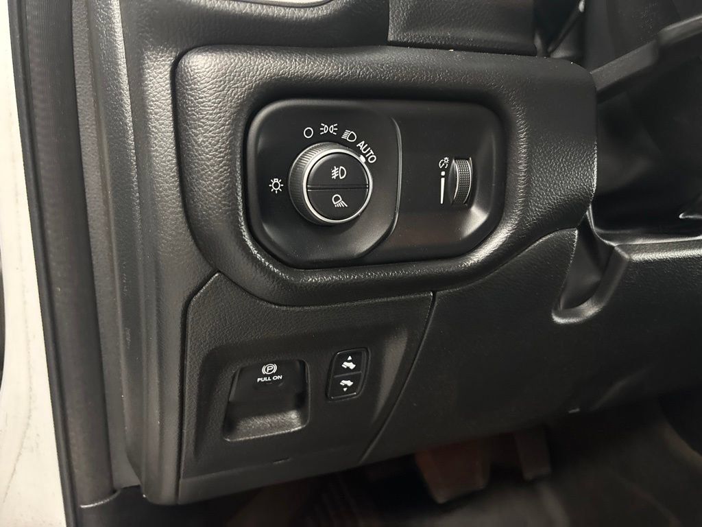 Used 2022 RAM 1500 Big Horn AWD/4WD image 14