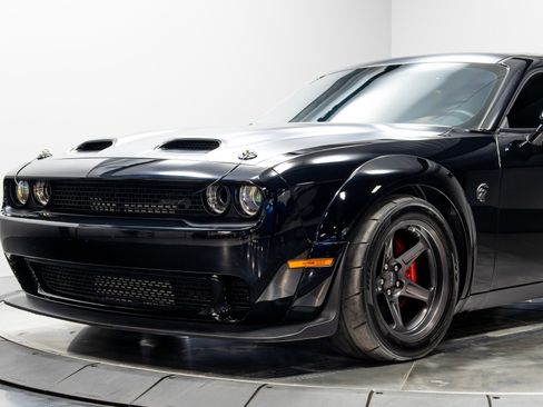 Used 2022 Dodge Challenger SRT Super Stock image 4