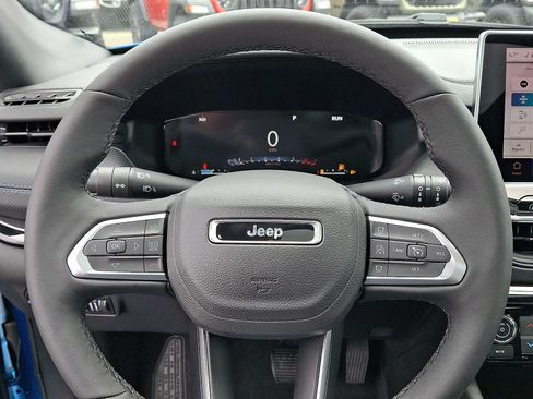 New 2026 Jeep Compass Limited w/ Sun, Sound & Navigation Group AWD/4WD image 15
