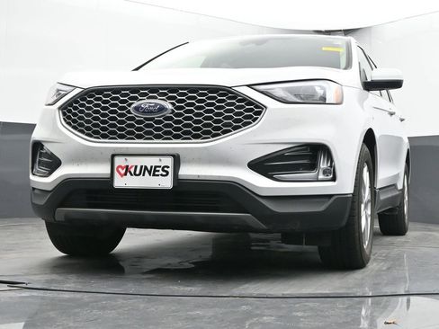 Used 2023 Ford Edge SEL w/ Convenience Package image 43