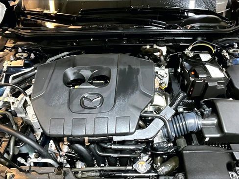 Used 2023 MAZDA MAZDA3 s image 9