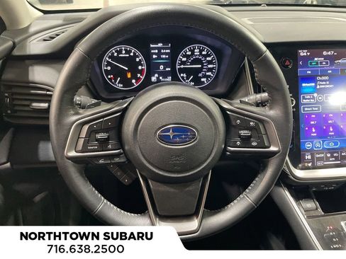 Used 2022 Subaru Outback Premium image 8