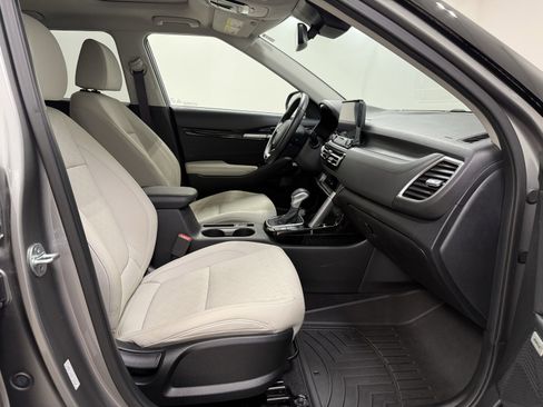 Used 2023 Kia Seltos SX w/ SX Sunroof Package image 27