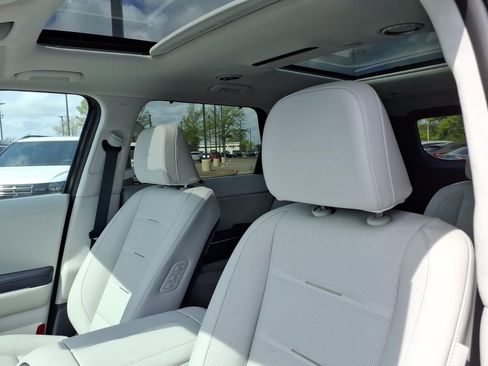 New 2026 Hyundai Palisade Calligraphy FWD image 18