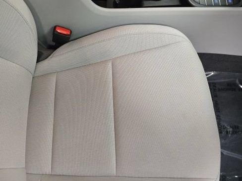 Used 2024 Hyundai Kona SEL FWD image 6
