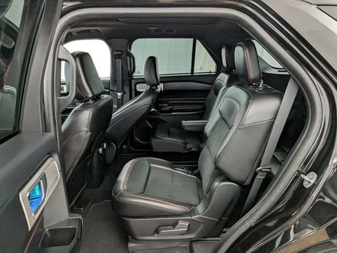 Certified 2023 Ford Explorer ST-Line w/ Class IV Trailer Tow Package AWD/4WD image 19