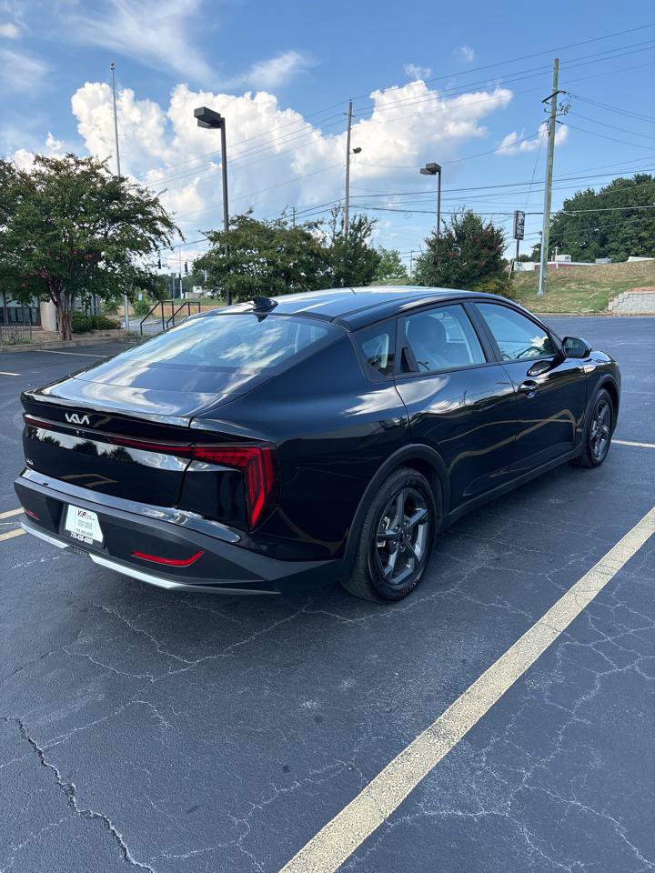 Used 2025 Kia K4 FWD image 5