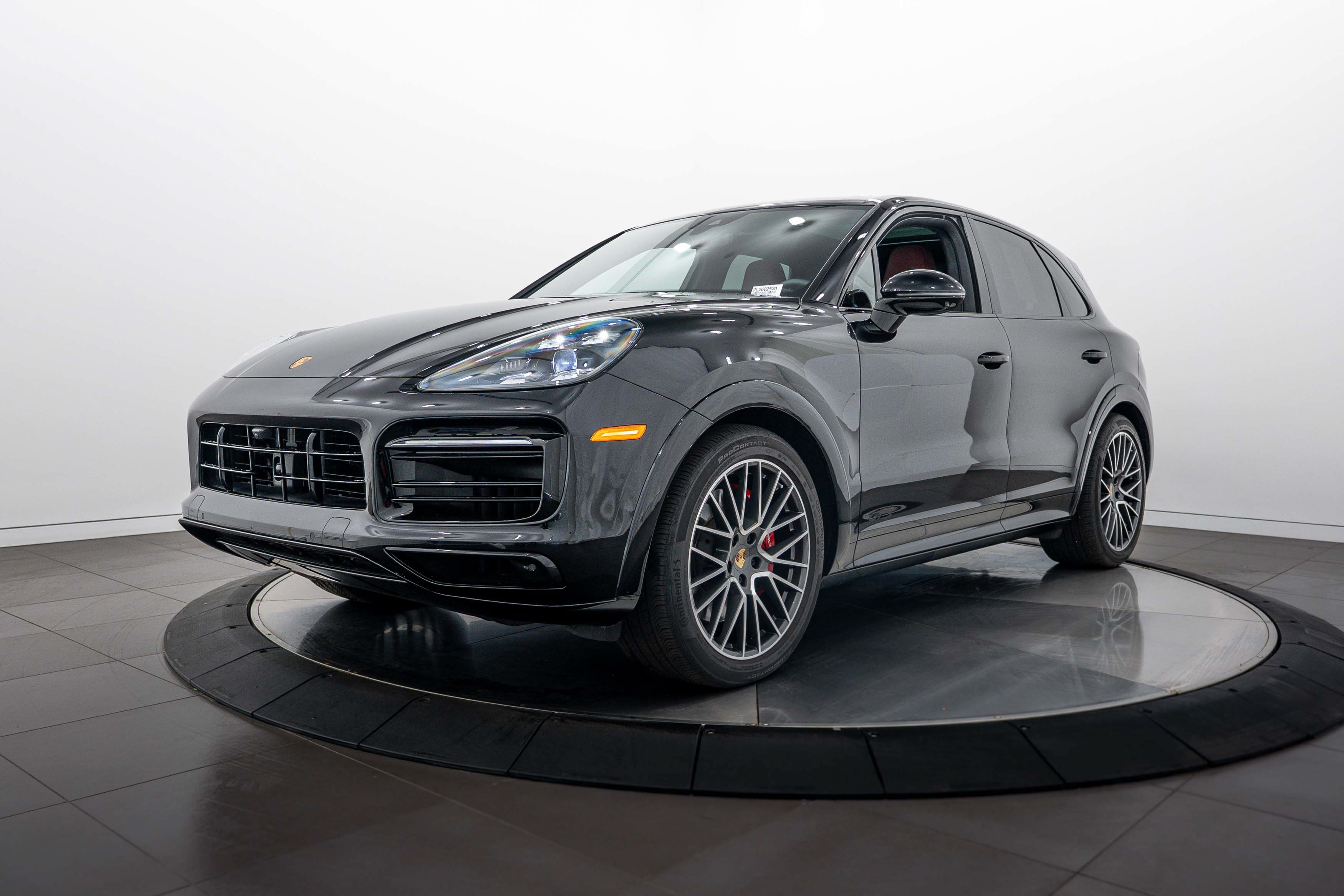 Certified 2022 Porsche Cayenne GTS AWD/4WD image 1