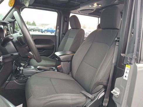 Used 2020 Jeep Wrangler Sport image 10