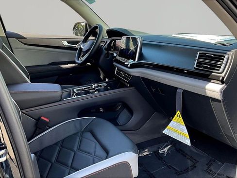 New 2026 Volkswagen Atlas Peak Edition AWD/4WD image 27