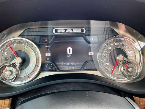 Used 2019 RAM 3500 Limited AWD/4WD image 20