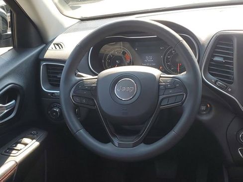 Used 2022 Jeep Cherokee Trailhawk AWD/4WD image 25