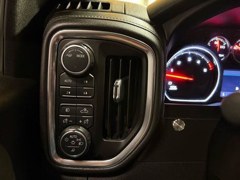 Used 2020 Chevrolet Silverado 2500 LT w/ All Star Edition AWD/4WD image 24