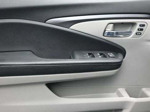 Used 2021 Honda Pilot Special Edition image 8