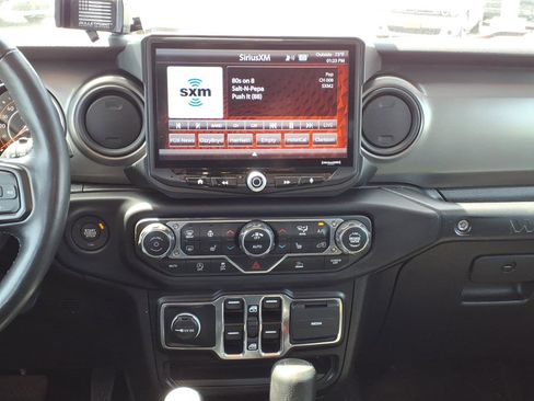 Used 2023 Jeep Wrangler Unlimited Sport AWD/4WD image 13