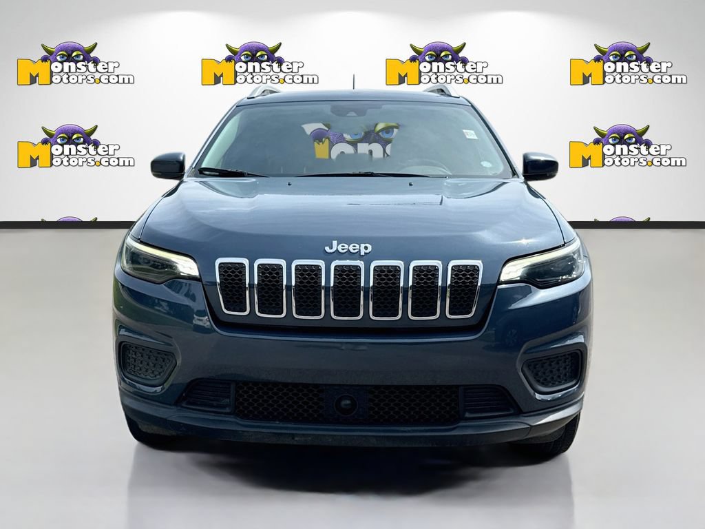 Used 2021 Jeep Cherokee Latitude AWD/4WD image 2