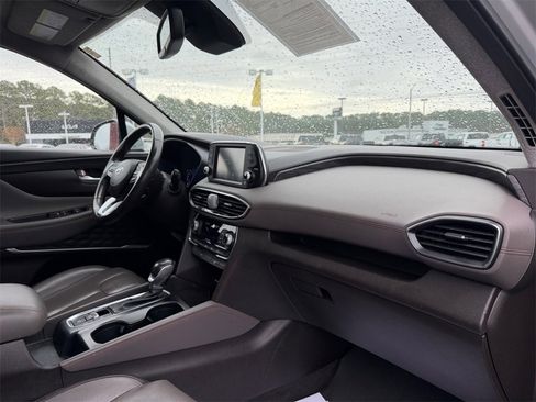 Used 2019 Hyundai Santa Fe Limited image 16