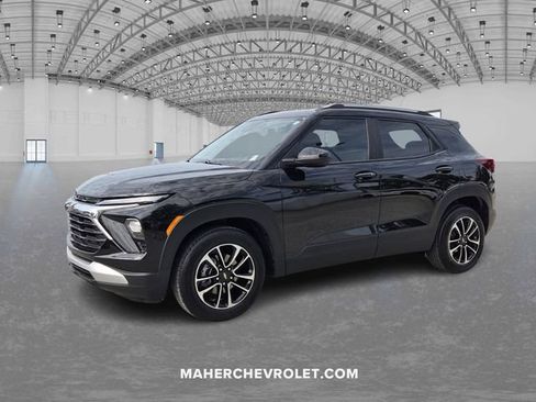 Certified 2025 Chevrolet TrailBlazer LT w/ Convenience Package FWD image 3