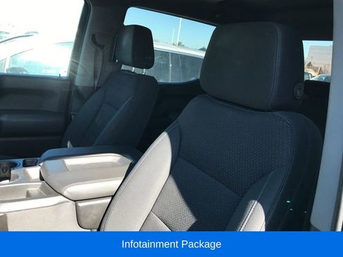 Used 2020 Chevrolet Silverado 1500 Custom w/ Custom Value Package image 6