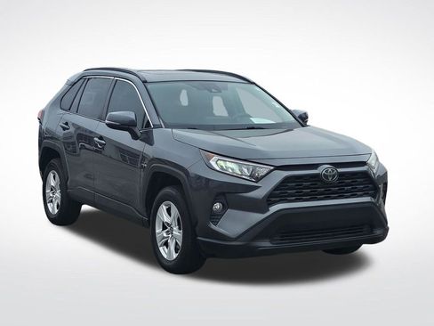 Used 2019 Toyota RAV4 XLE image 20