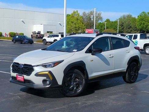 Used 2024 Subaru Crosstrek 2.5i Sport w/ Crosstrek Mirror Package AWD/4WD image 2