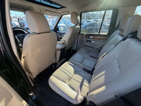 Used 2016 Land Rover LR4 HSE Silver Edition image 28
