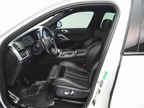 Used 2021 BMW X6 M AWD/4WD image 29