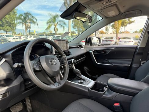Used 2024 Toyota RAV4 LE image 15
