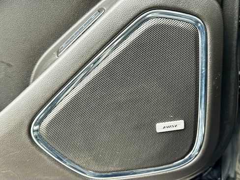 Used 2020 GMC Yukon XL SLT w/ Premium Edition image 23