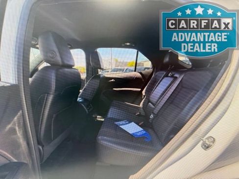 Used 2024 Chevrolet Equinox RS w/ LPO, Floor Liner Package FWD image 4