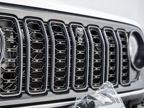 New 2026 Jeep Wrangler Unlimited Rubicon image 9