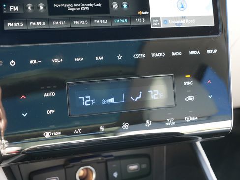 Certified 2022 Hyundai Tucson Limited AWD/4WD image 23