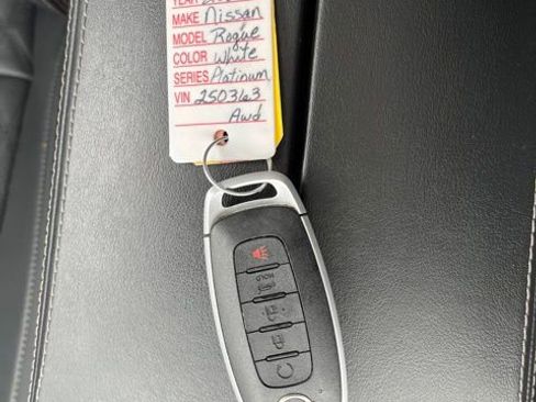 Used 2024 Nissan Rogue Platinum w/ Platinum Premium Package image 47