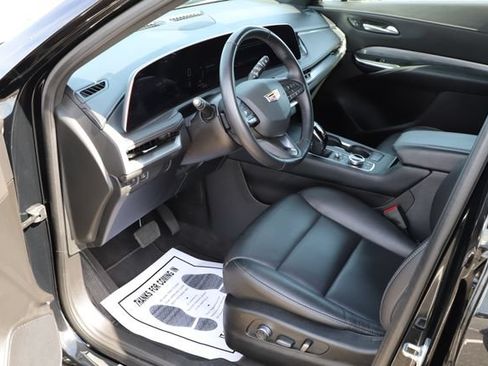 Used 2025 Cadillac XT4 Premium Luxury AWD/4WD image 12
