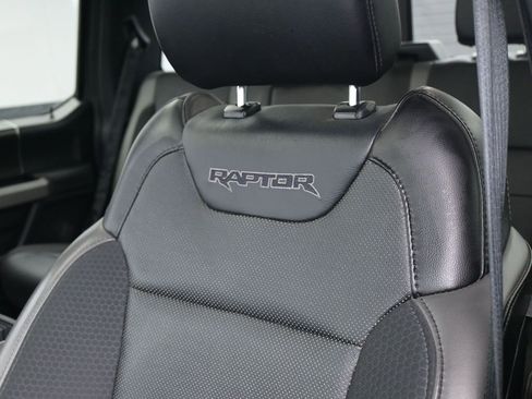 Used 2019 Ford F150 Raptor w/ Equipment Group 802A Luxury image 17