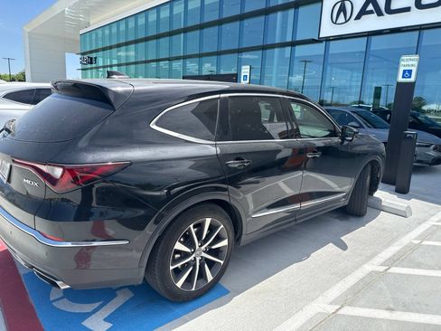 Used 2025 Acura MDX FWD w/ Technology Package image 2