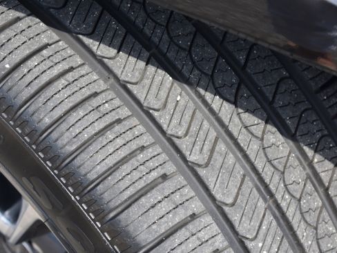 Used 2024 Jeep Wagoneer L Series II w/ Premium Group I image 11