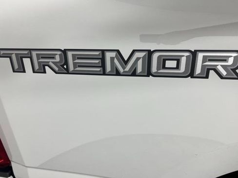 New 2025 Ford F350 Lariat w/ Lariat Ultimate Package image 68