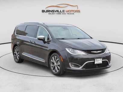Used 2017 Chrysler Pacifica Limited