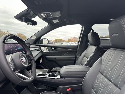 New 2026 Buick Enclave Avenir image 12