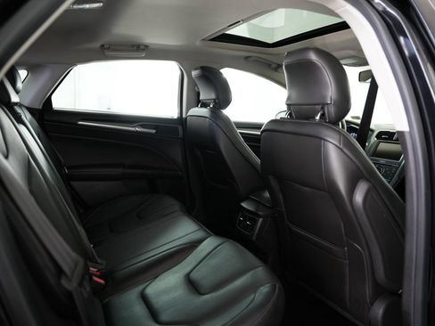 Used 2013 Ford Fusion Titanium w/ Titanium Driver Assist Pkg AWD/4WD image 34