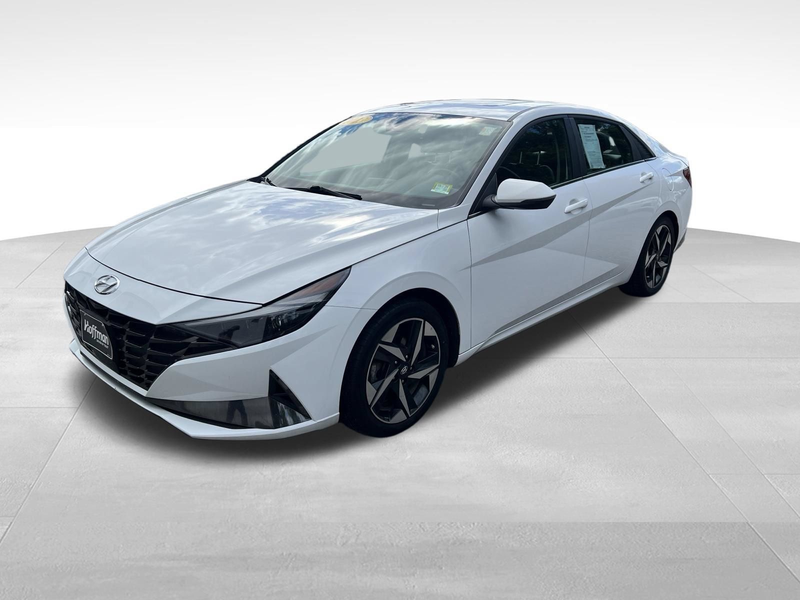 Used 2023 Hyundai Elantra Limited FWD image 8