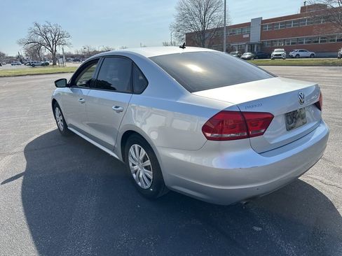 Used 2014 Volkswagen Passat 1.8T S image 5