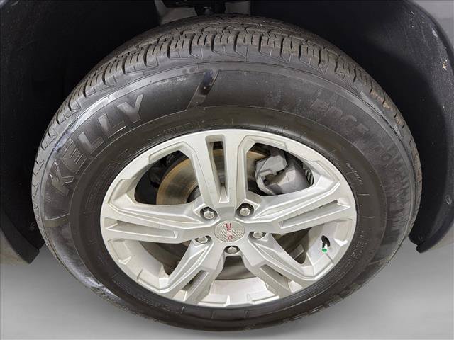 Used 2024 GMC Terrain SLE AWD/4WD image 12