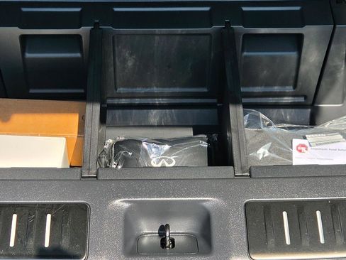 Used 2023 INFINITI QX60 Luxe w/ Vision Package image 60