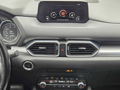 Used 2019 MAZDA CX-5 Touring FWD image 17