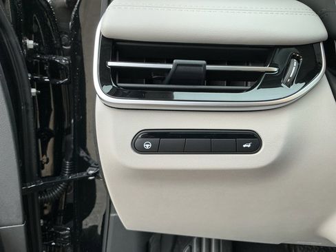 New 2026 INFINITI QX60 Luxe image 19