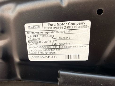 Used 2017 Ford Explorer XLT w/ Equipment Group 202A image 33