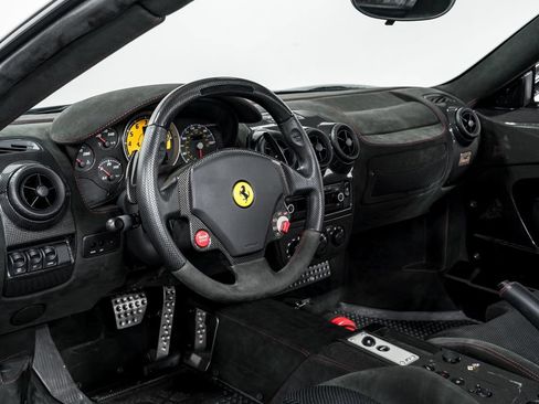 Used 2009 Ferrari F430 Scuderia RWD image 11